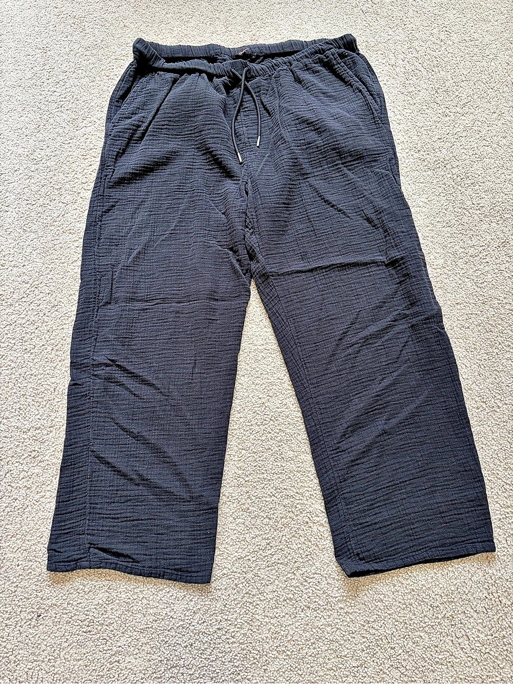 Quince Drawstring Jogger Pants in Black